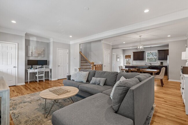 Building Photo - Open Layout home in Maynor Place