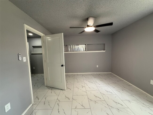 Building Photo - 23515 Briarcreek Blvd