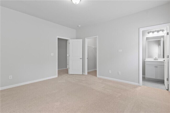 Building Photo - 1838 Lakeview Bend Way