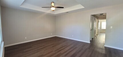 Building Photo - Duplex-Arlingotn