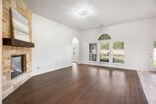 Building Photo - 112 Basswood Dr