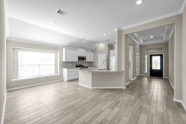 Building Photo - 2372 Old Stone Dr