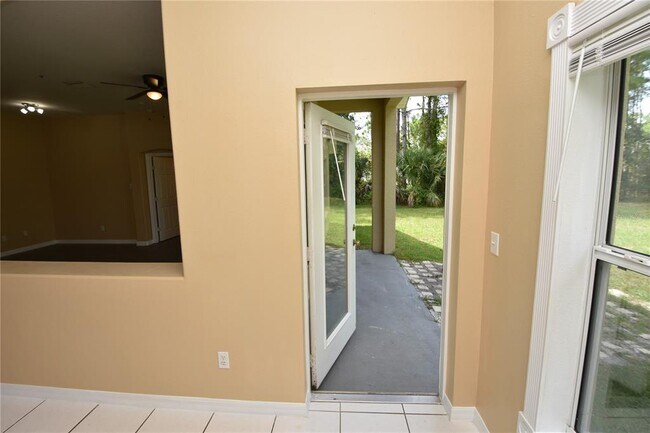 Building Photo - 5 Rambling Ln