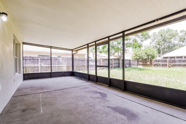 Building Photo - 67 Abbey Hollow Dr