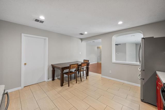 Building Photo - 2212 Capstan Dr