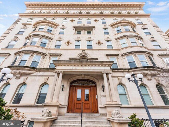 Building Photo - 2000 16th St NW