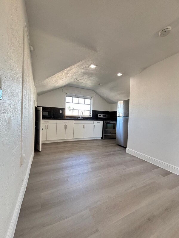 Building Photo - 1968 NW 24th Ave