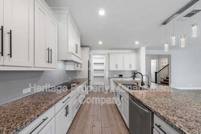 Building Photo - 221 Terramar