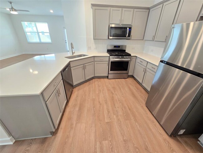 Building Photo - 183 Shawi Pass