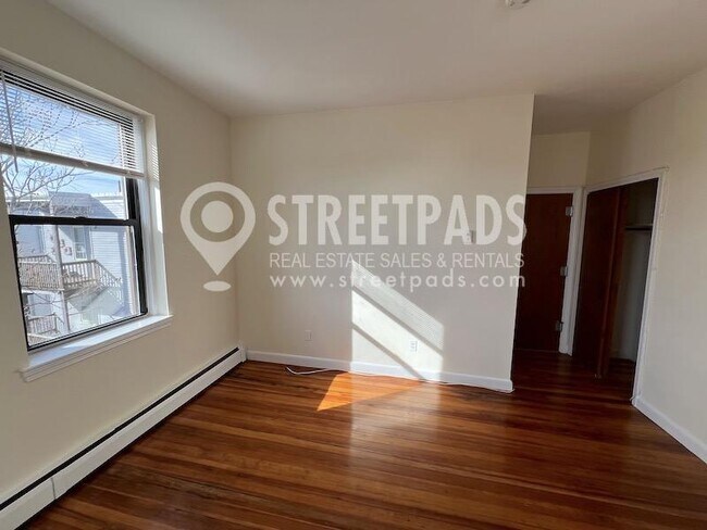 Building Photo - 1 bedroom in Boston MA 02134