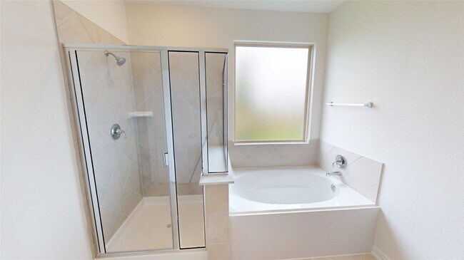 Building Photo - 4809 Sun Fls Dr