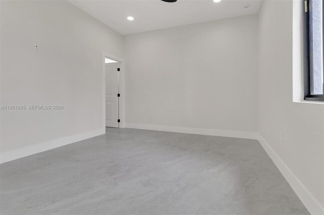 Building Photo - 4501 15th St SW