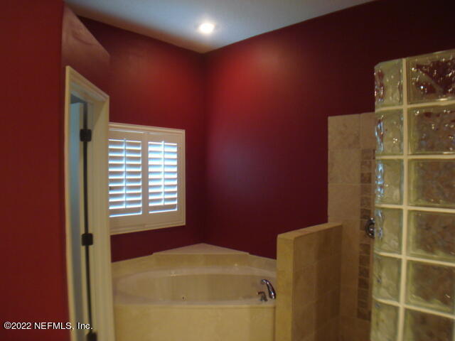 Building Photo - 14445 Lake Jessup Dr