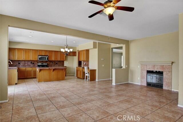 Building Photo - 235 Peregrine Ln