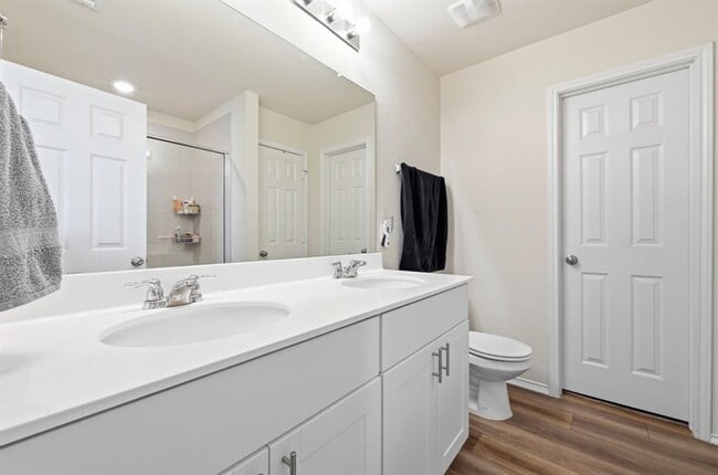 Building Photo - 632 Pepperbark Loop