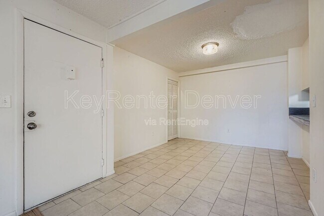 Building Photo - 12162 Melody Dr