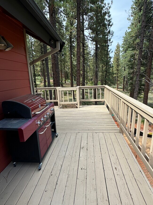 Building Photo - 1103 Sundown Trail