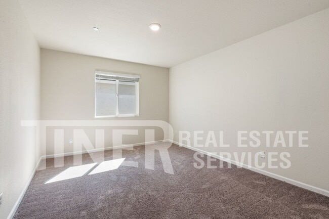 Building Photo - 22 Tulip Ridge Ct.