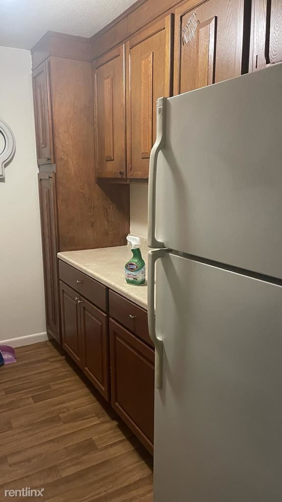 Building Photo - 2 br, 1.5 bath Condo - East Meadow Condomi...