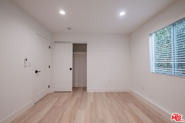 Building Photo - 2107 Pullman Ln