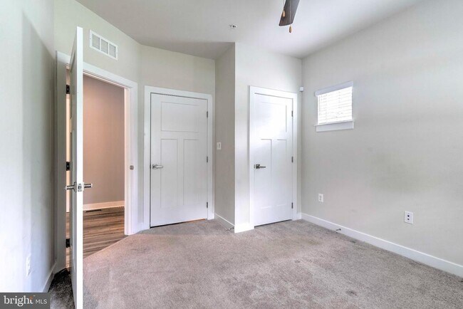 Building Photo - 3903 Emory Ridge Rd