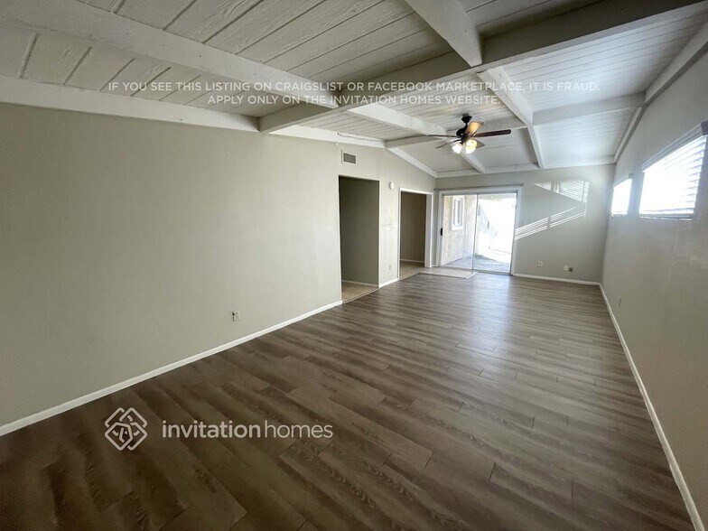 Building Photo - 5909 W Coronado Rd