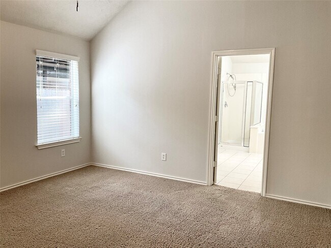 Building Photo - 67 Blackstar Pl