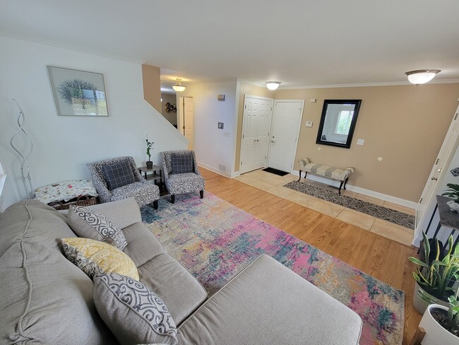 Building Photo - 7722 Milan Way