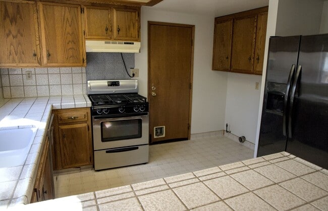 Building Photo - Spacious 3 Bedroom 2 Bathroom in Big Bear Lake