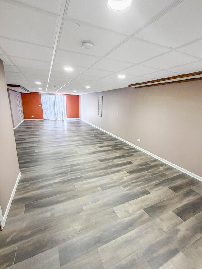 Building Photo - 1387 Prescott Dr