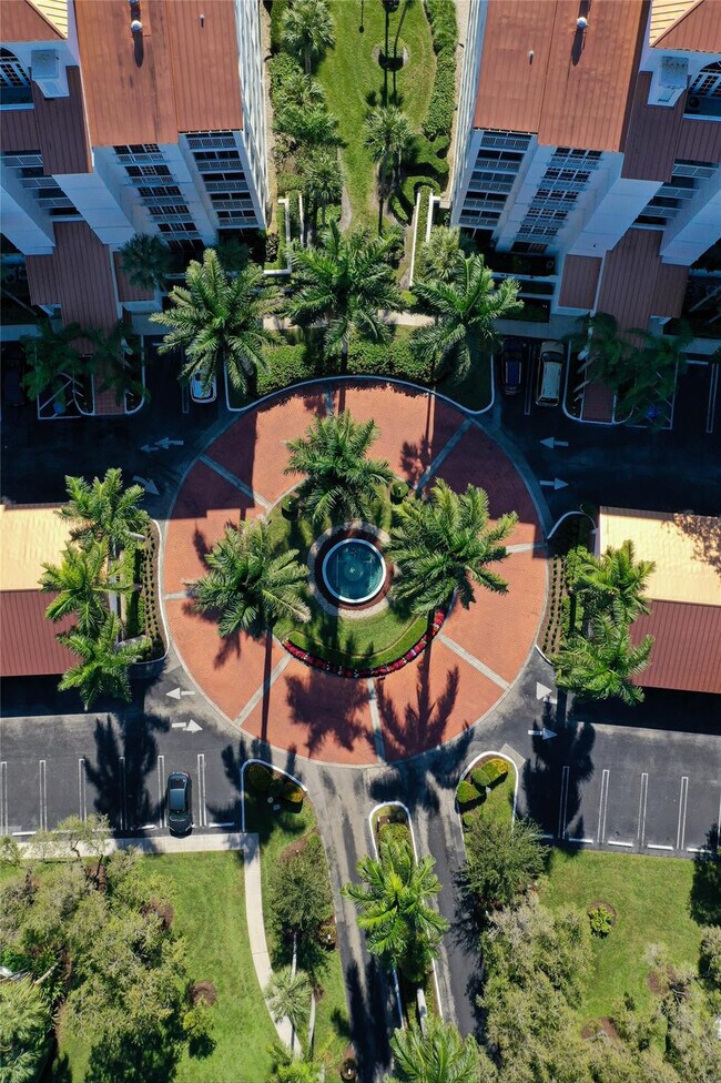 Building Photo - 4108 W Palm Aire Dr