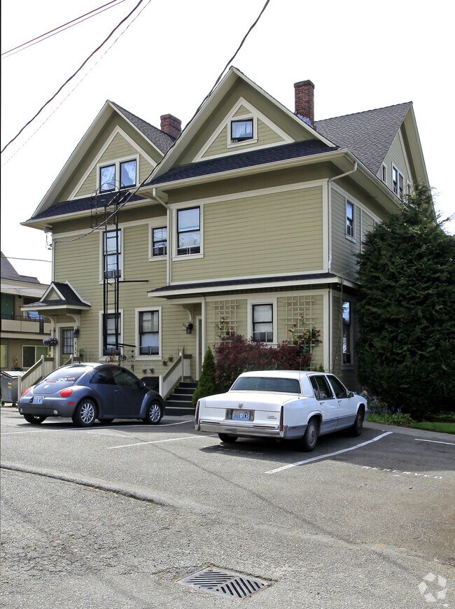 2301 Rucker Ave 2301 Rucker Ave Everett WA 98201 Apartment Finder