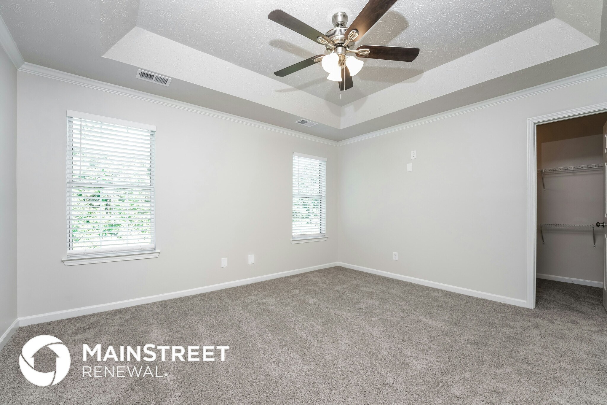 Building Photo - 4547 Carriage Park Dr