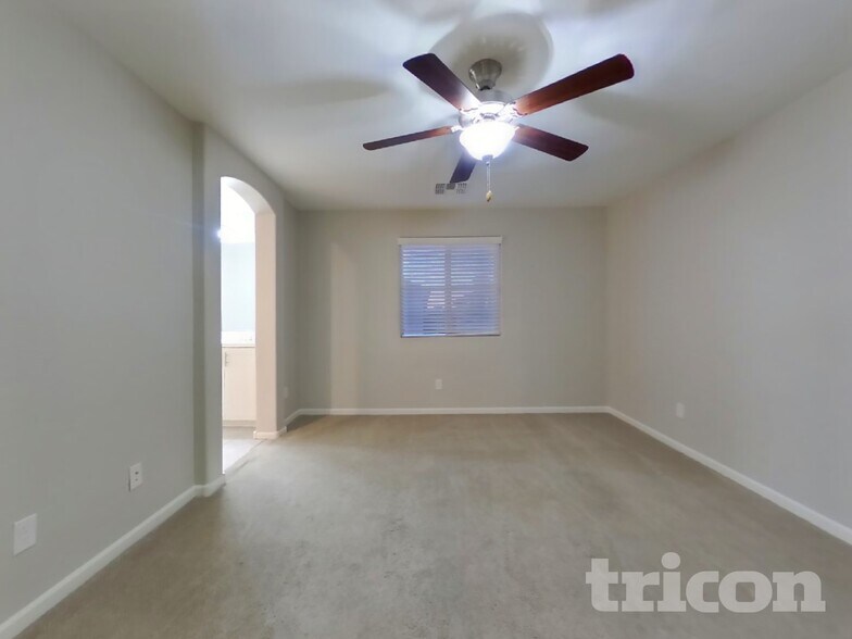 Building Photo - 12572 W Lindbergh Dr