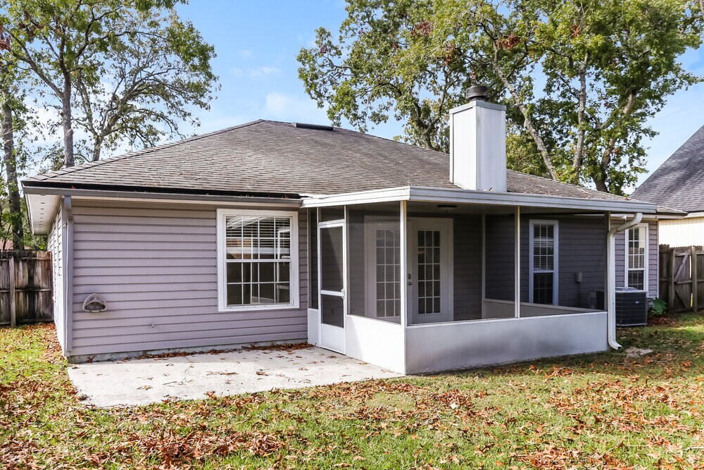 Building Photo - 8051 Mactavish Way W