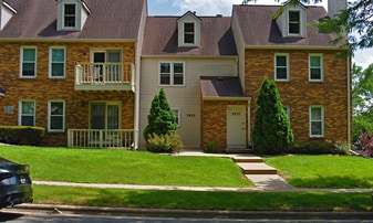 Building Photo - 2933 Cimarron Trl