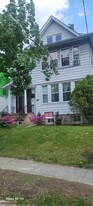 Building Photo - 40 Brookwood Dr