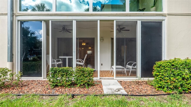 Building Photo - 2201 Lucaya Bend