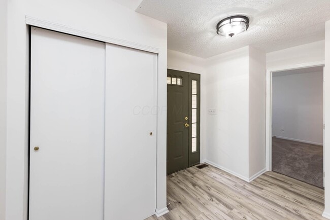 Building Photo - 2423 Sutter Pkwy