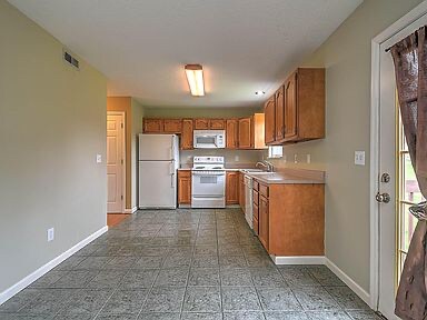 Building Photo - 3115 W Walnut St