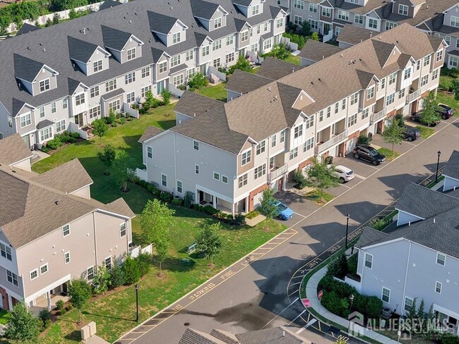 Building Photo - 306 Dickson Ct