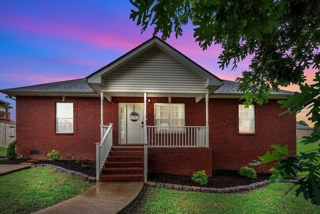 Building Photo - 2029 Sunday Silence Dr