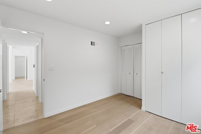 Building Photo - 18149 Wakecrest Dr