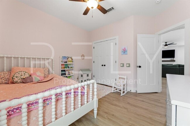 Building Photo - 129 Seattle Slew Dr