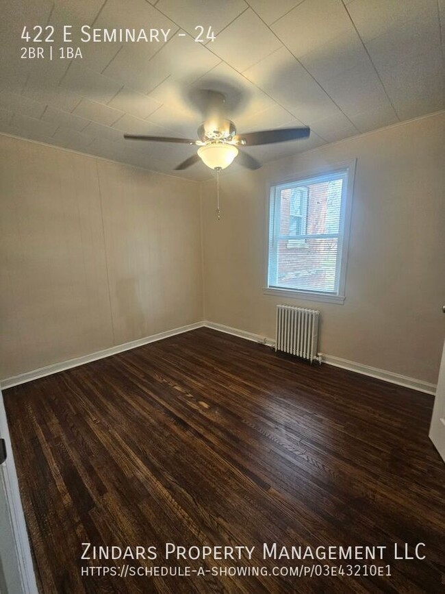 Building Photo - MOVE IN SPECIALS!! Newly Remodeled 2 Bed 1...