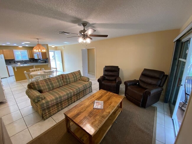 Building Photo - SEASONAL RENTAL or ANNUAL LEASE in The Village of Duval 2 Beds, 2 Bath + den home, Pets OK.