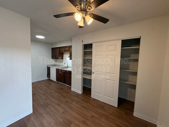 Building Photo - 17890 SW Alexander St