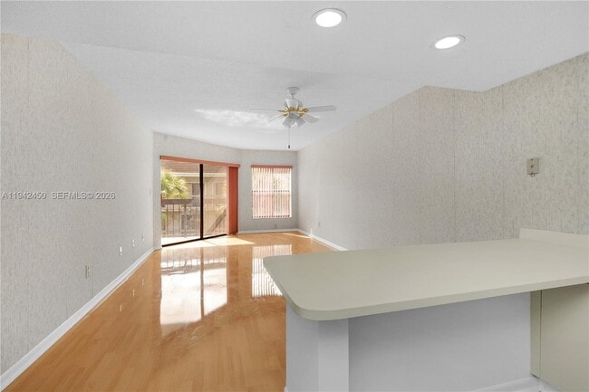 Building Photo - 8810 SW 132nd Pl