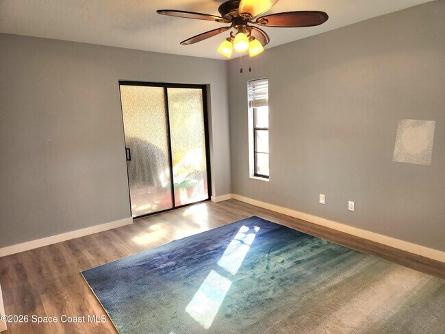 Building Photo - 3456 Sparrow Ct