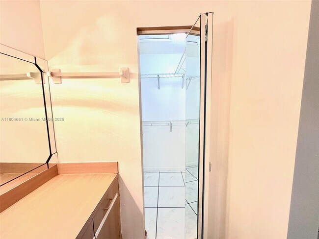 Building Photo - 7680 SW 156th Ct